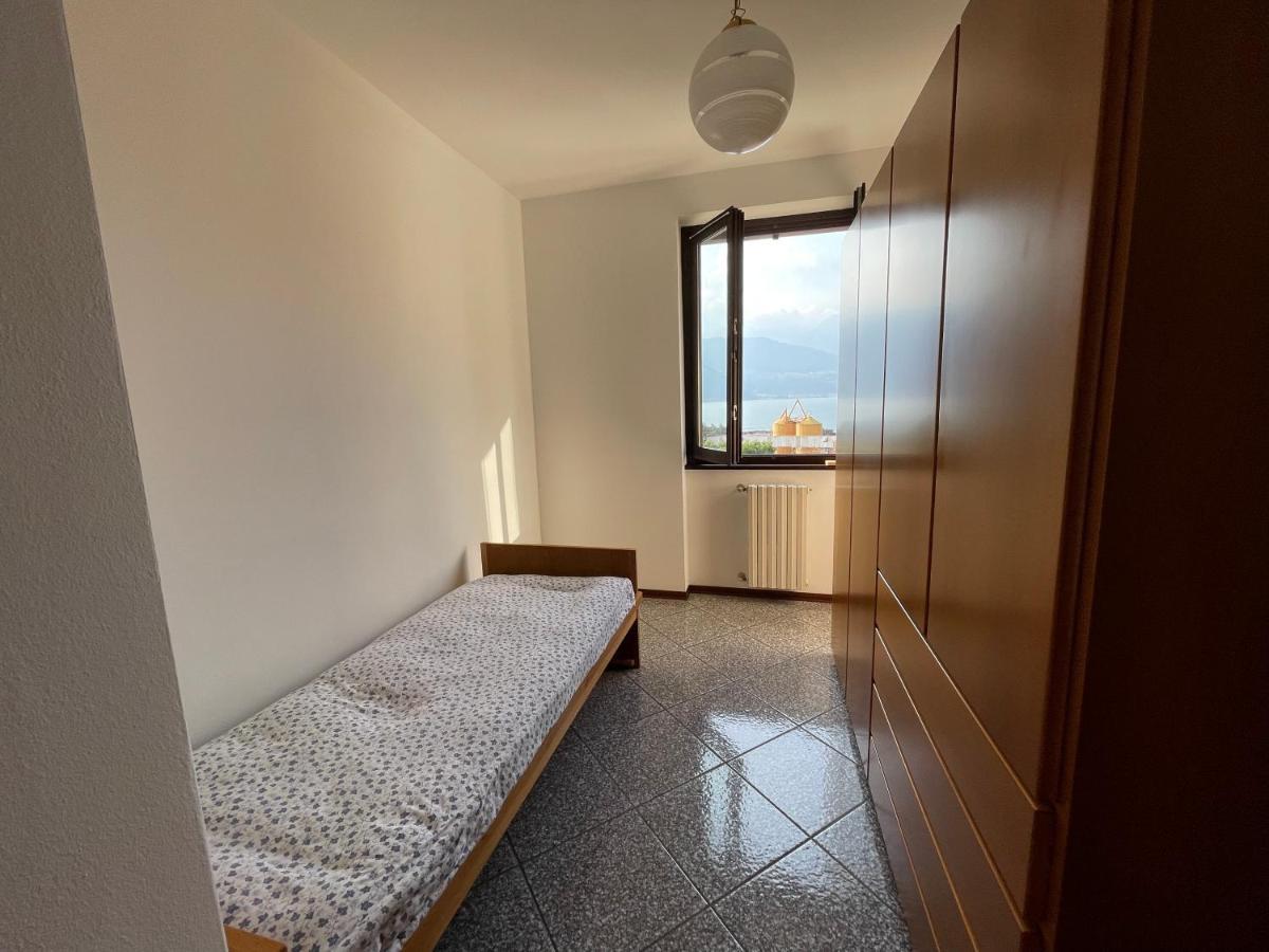 La Casa Sul Sasso In Town Serviced Accommodations Dervio Exterior foto